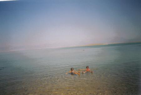 moi et audelia on flotte